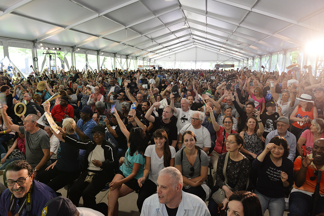 Crowds at the Mississippi Pavilion at Chicago Blues Festival